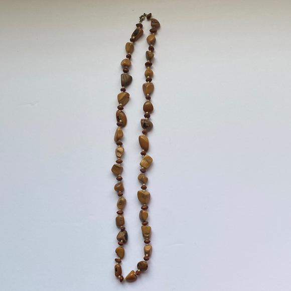 Jewelry - Unique Brown Beaded Necklace